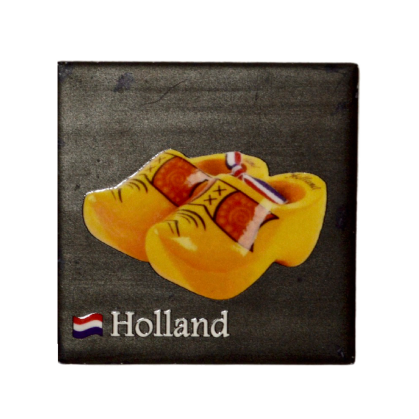 Deze set van 4 verschillende magneten is een perfecte aandenken of cadeau voor iemand die van Holland houdt! De magneten zijn afbeeldingen van de bekende gele houten klompen, een prachtig Hollands landschap met molen en tulpen, een Delfts Blauwe molen en iconisch kussend paar. De magneten zijn stevig en hebben een sterke aantrekkingskracht, dus ze zullen goed blijven hangen aan elke koelkast of andere metalen oppervlak.