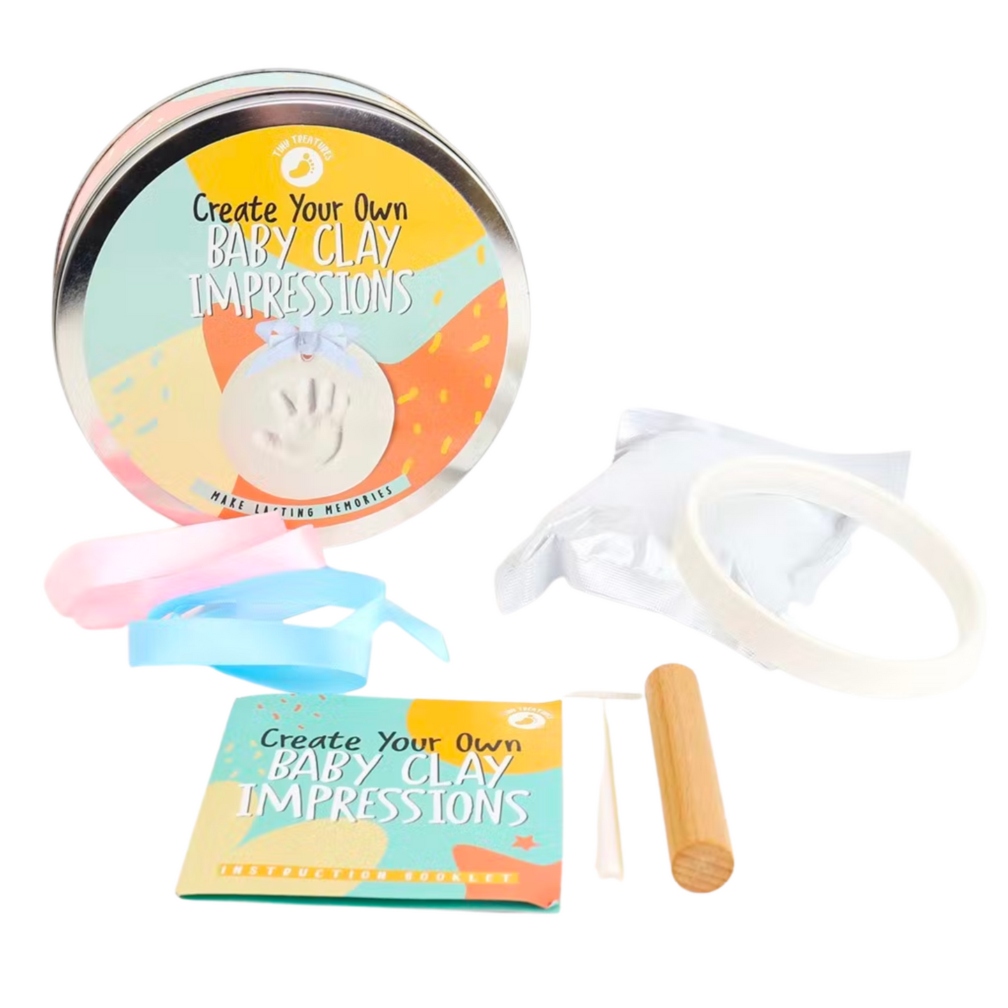 Leg die speciale mijlpalen van de groei van je baby vast met een DIY Baby Clay Footprint/Handprint Kit. Onze gebruiksvriendelijke kleipers en veilige ingrediënten zorgen ervoor dat het gemakkelijk is om die dierbare herinneringen aan de voet- en handafdrukken van je baby vast te leggen.